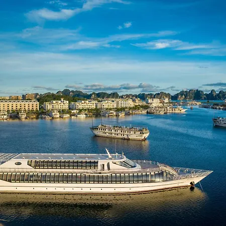 Paradise Suites Hotel Ha Long Exterior photo