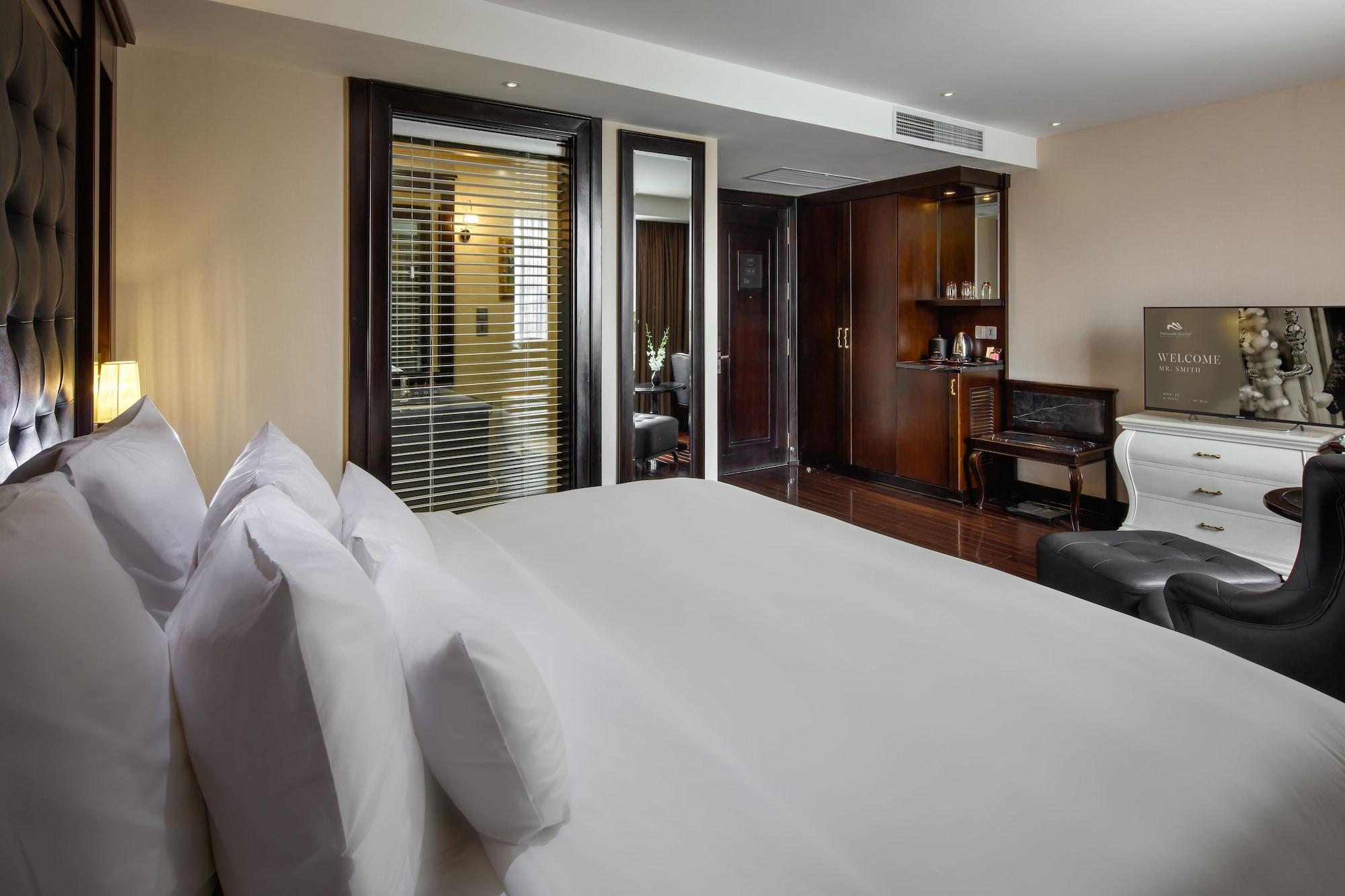 Paradise Hotel Hạ Long